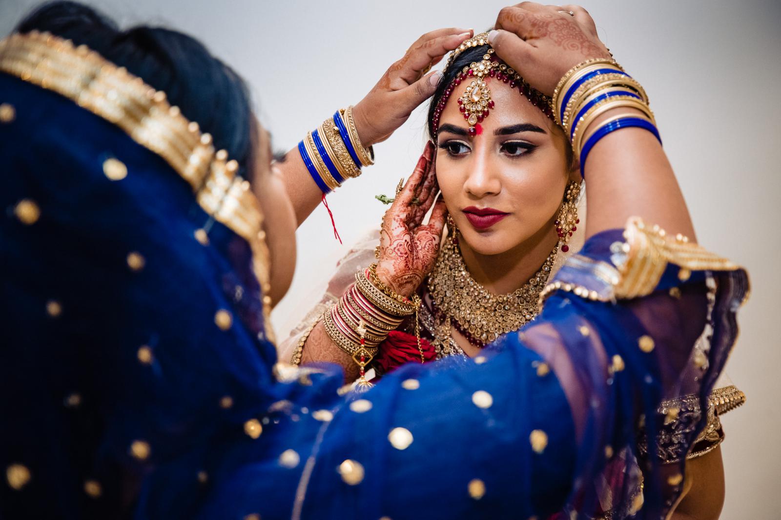 trouwfotograaf hindoestaanse bruid rey events almere laatste voorbereidingen