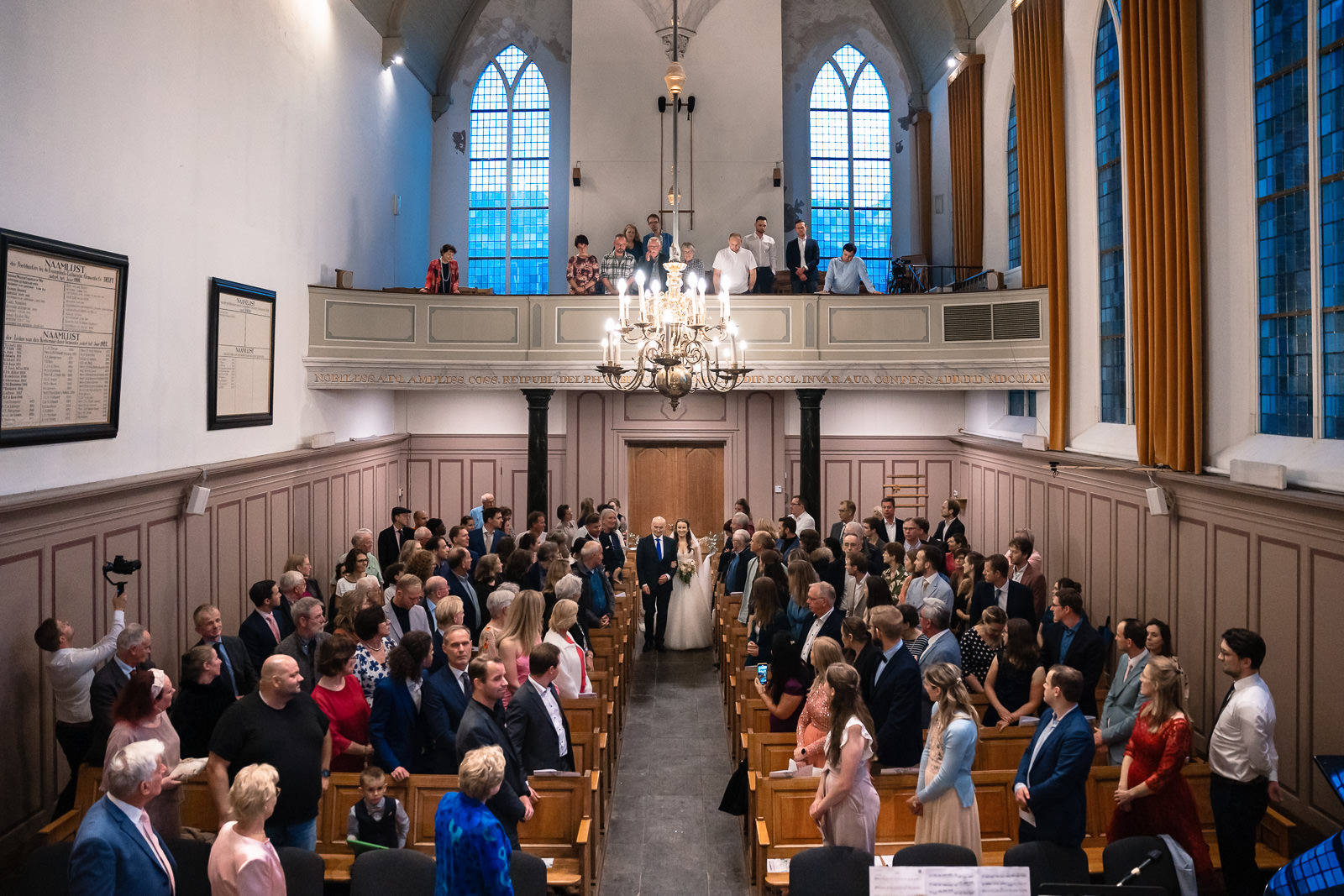 Trouwfotograaf Brasserij Delft kerkelijke ceremonie entree bruid