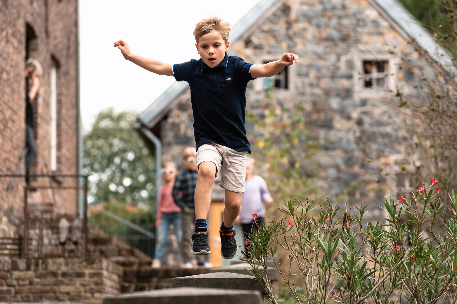 Trouwfotograaf Zuid-Limburg Hoeve Vernelsberg Spelende kinderen